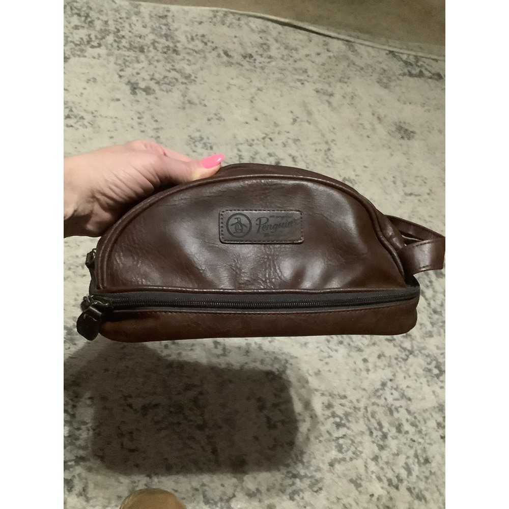 Penguin  Toiletries Travel Bag Brown Faux Leather Men spacious classic style